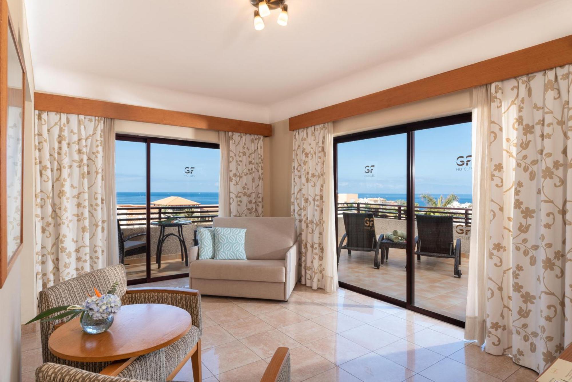 Junior Suite (2 Adults + 1 Child)